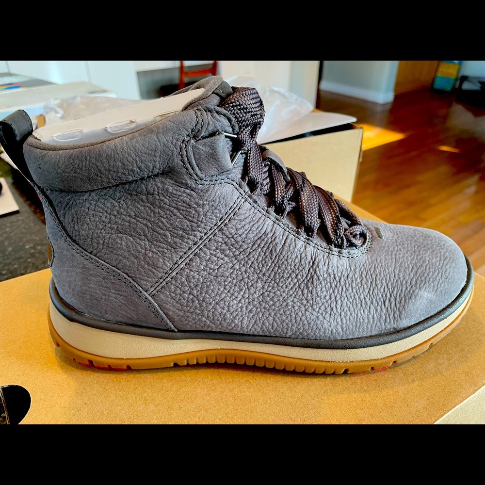 UGG Lakesider Ankle; New in box.